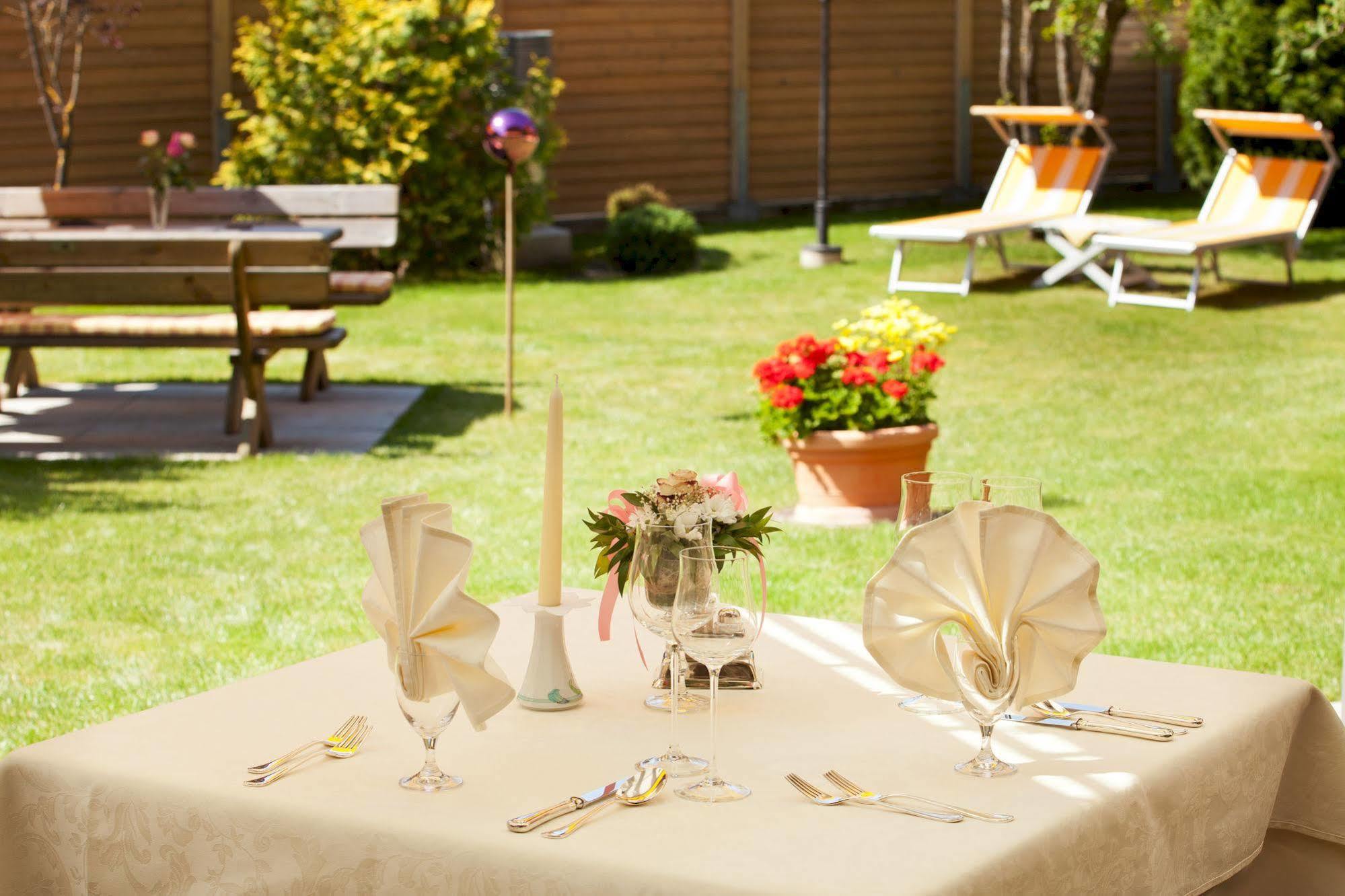 Henri Country House Seefeld (Adults Only) Seefeld in Tirol Exterior photo